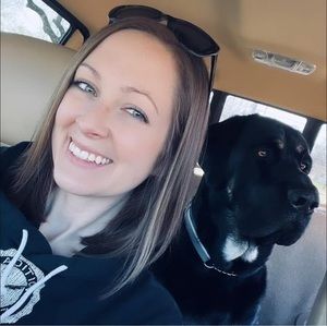 Meet your Posher, Katelyn